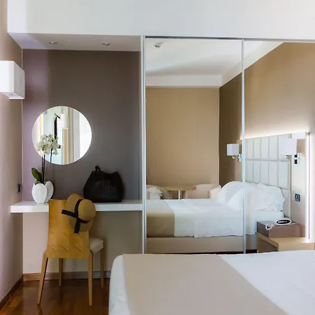 Raffaello & Mooka Restaurant 4*