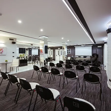 酒店 Raffaello & Mooka Restaurant 西尼加利亚