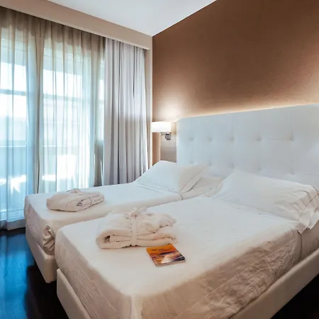 Raffaello & Mooka Restaurant 西尼加利亚