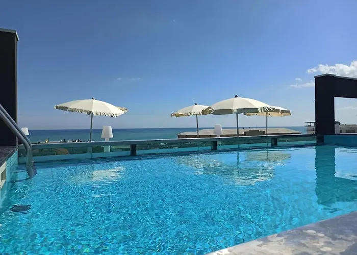 Raffaello & Mooka Restaurant 4* Сенігаллія