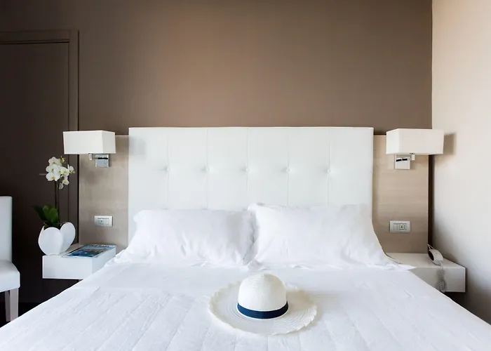 Raffaello & Mooka Restaurant Сенігаллія