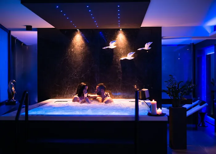 Raffaello & Mooka Restaurant Готель Сенігаллія