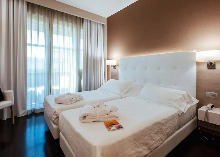 Raffaello & Mooka Restaurant Сенігаллія