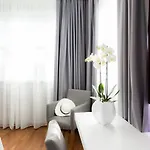 Hotell Raffaello & Mooka Restaurant