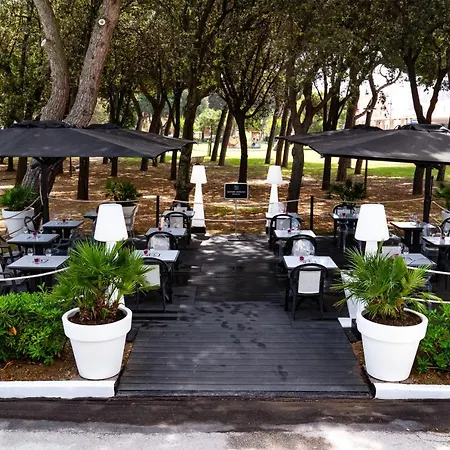 Hotell Raffaello & Mooka Restaurant