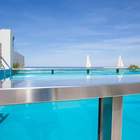 מלון Raffaello & Mooka Restaurant סניגליה