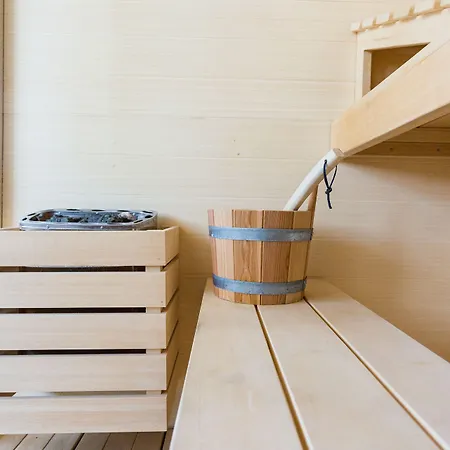 מלון Raffaello & Mooka Restaurant 4*