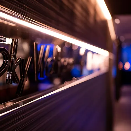 מלון Raffaello & Mooka Restaurant