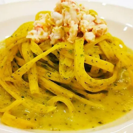 מלון Raffaello & Mooka Restaurant