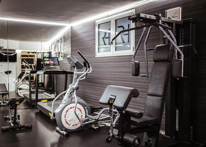 Raffaello & Mooka Restaurant Hotel 4*