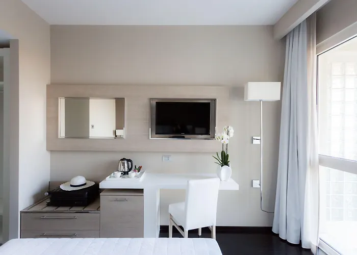 Hotel Raffaello & Mooka Restaurant